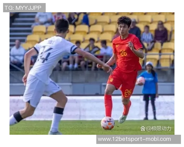 斯米特宣布将在阿尔克马尔效力半年至一年半后转会海外